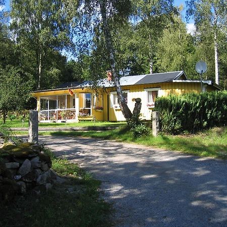 Villa Almagarden Lantlig Miljoe Svängsta Camera foto