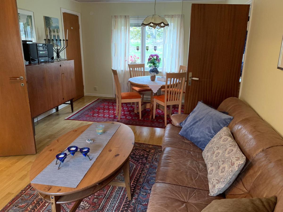 Villa Almagarden Lantlig Miljoe Svängsta Esterno foto