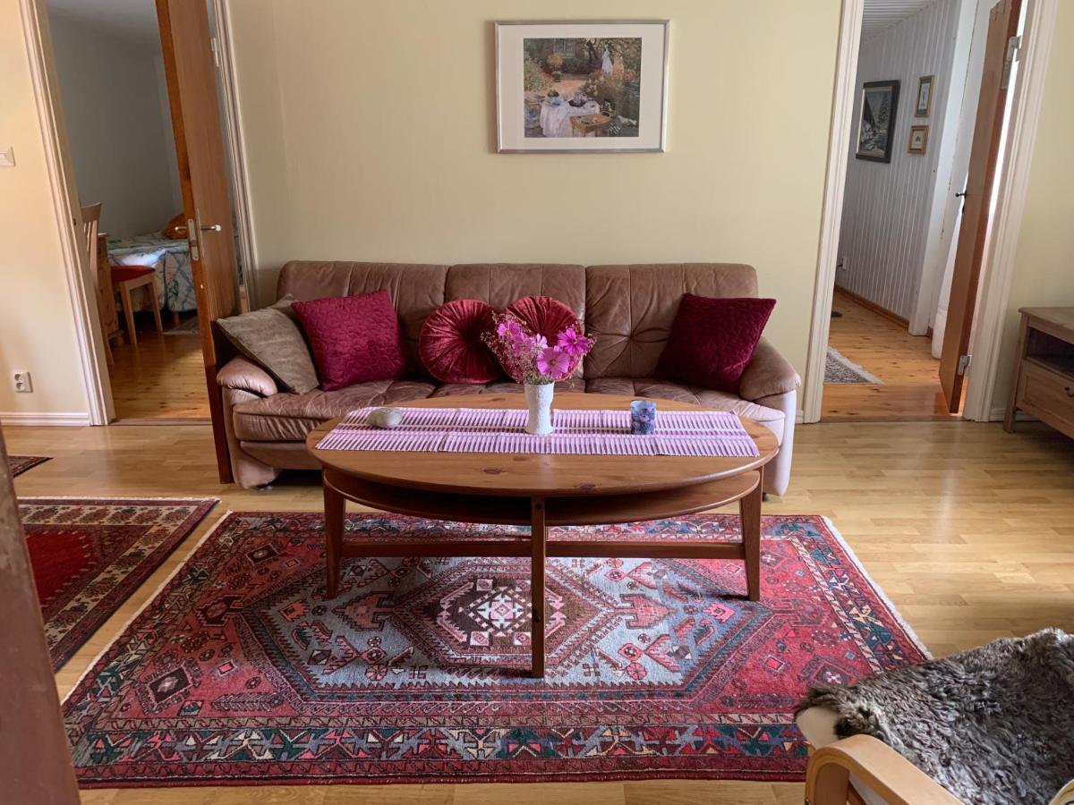 Villa Almagarden Lantlig Miljoe Svängsta Esterno foto