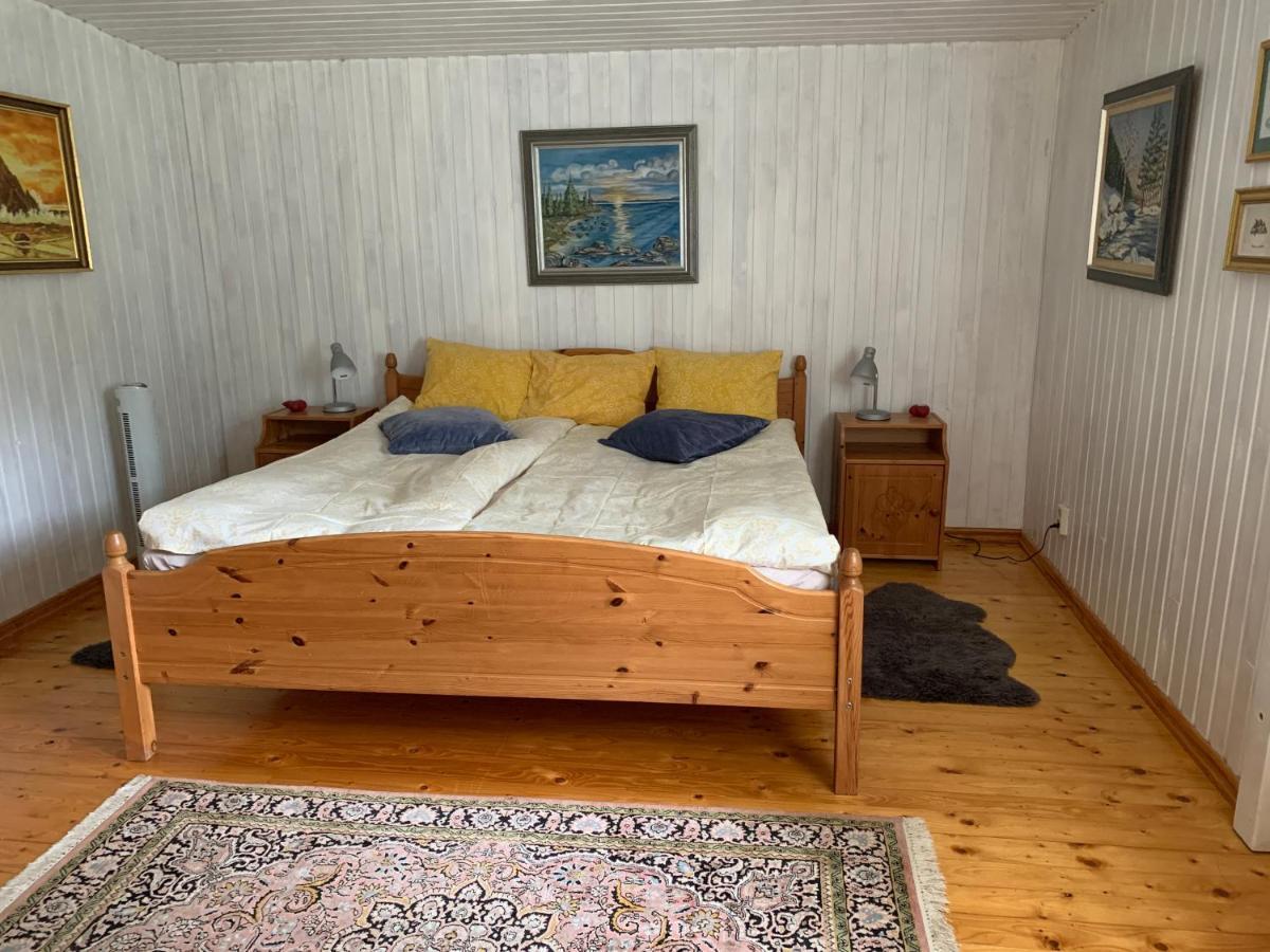Villa Almagarden Lantlig Miljoe Svängsta Esterno foto